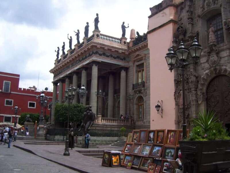 Guanajuato: Explore Silver Mines & Juarez Theater - Walkthrough of Guanajuato’s Colonial Streets and Museums