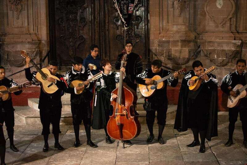 Guanajuato: Night Walk with the Estudiantina - Good To Know
