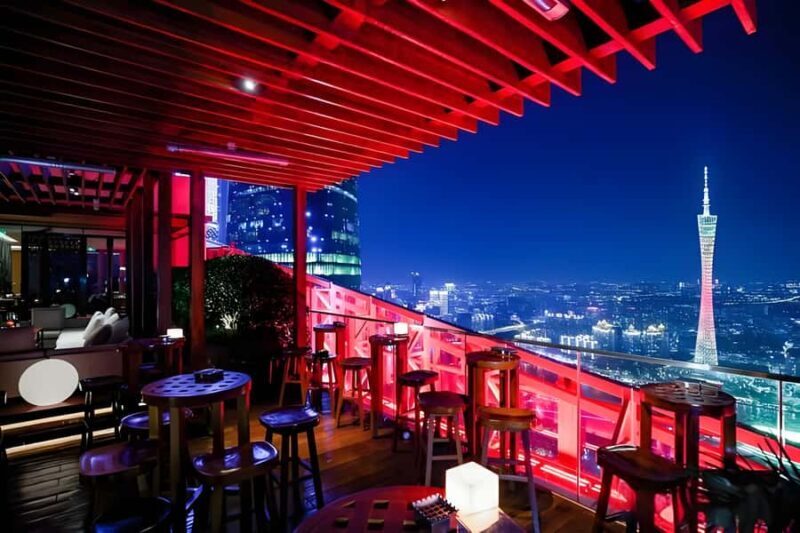 GuangZhou: 70 Floor RoofTop openair Bar, Sunset & Light Show - Who Should Consider This Experience?