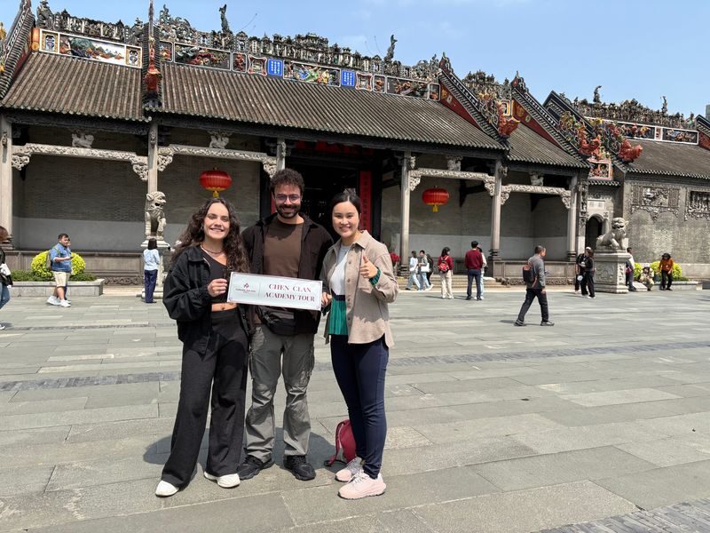 Guangzhou: Chen Clan Academy In-Depth 2-Hour Guided Tour - The carvings make more sense with an interpreter