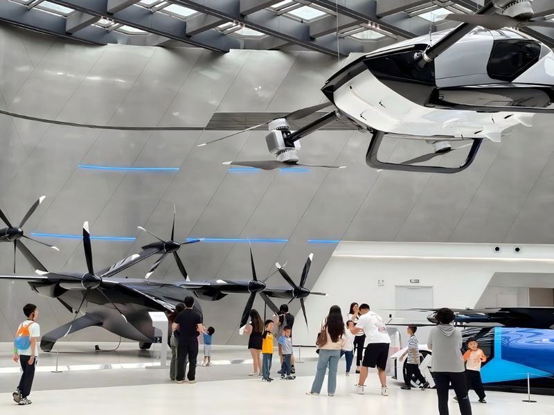Guangzhou, City of Intelligent Manufacturing | Envision the Future: Future Island + Xpeng Intelligent Manufacturing Base One-Day Exploration - A route through the future of transport