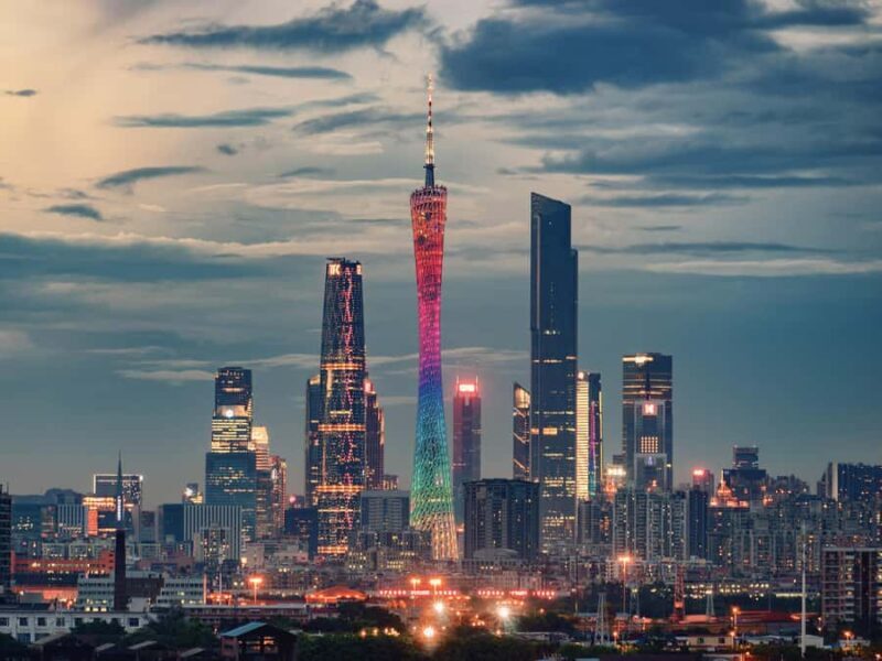 Guangzhou Cyber Night Tour: Landmark Citywalk+Driverless Bus - Who Will Love This Tour?
