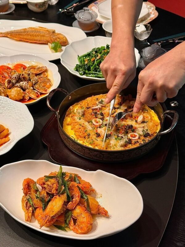 Guangzhou Old Town Half-Day Small Group Food Tour - Why the guide matters