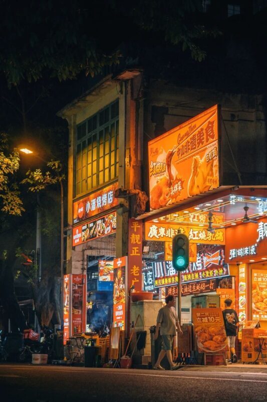 Guangzhou Old Town Half-Day Small Group Food Tour - Small group, with some details still unknown