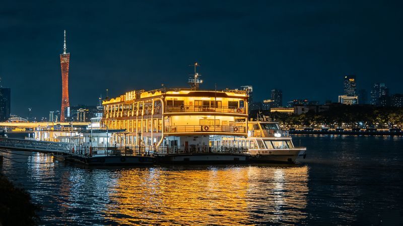 Guangzhou Pearl River Night Cruise - Who is likely to enjoy this outing