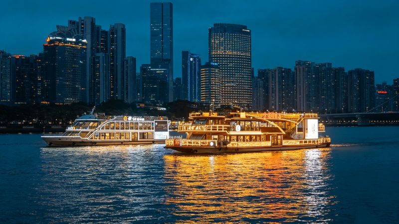 Guangzhou Pearl River Night Cruise Experience - What the L1 deck tip means in practice
