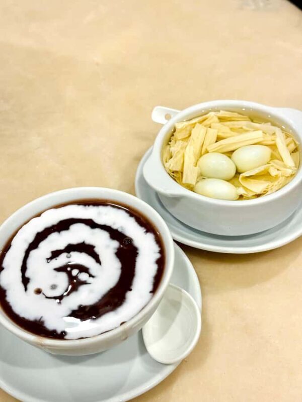 Guangzhou Street Bites: Tangshui, Dim Sum, and Desserts - The Sum Up