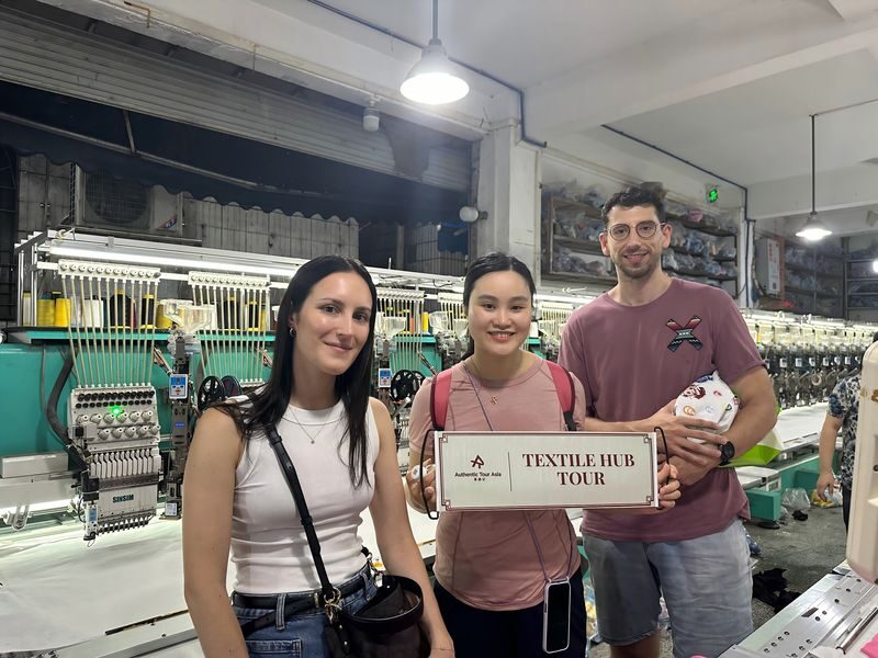 Guangzhou Textile Business District 2-Hour Small Group Tour - A short route with a clear purpose