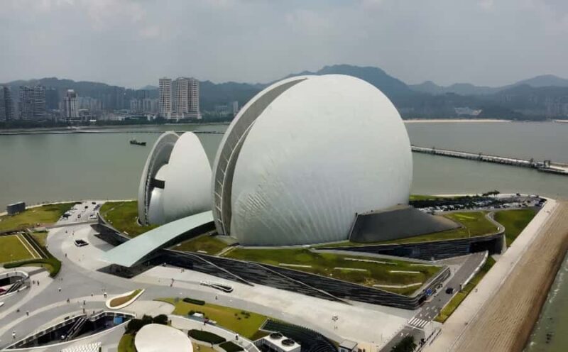 Guangzhou to Zhuhai 1 Day Tour: Discover Coastal Charms - An Overview of the Experience