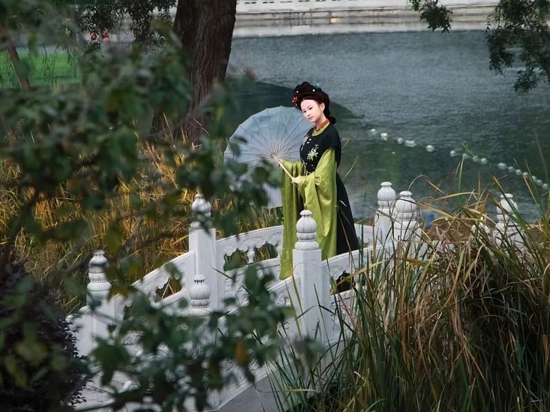 Guangzhou Xunhuajian Hanfu Photo Shoot Experience - Costs, deposit, and timing to plan around