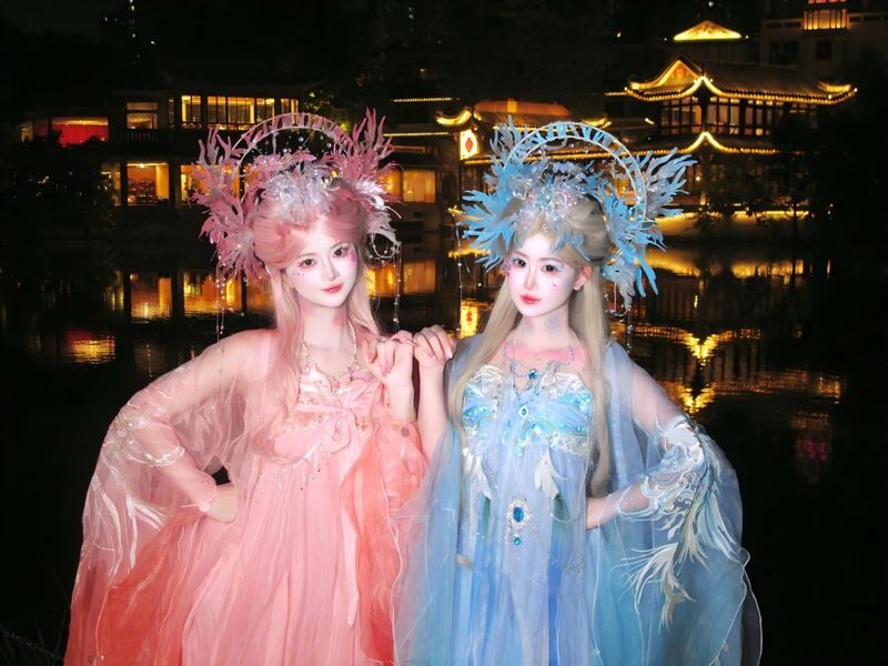 Guangzhou Yongqing Fang Hanfu Travel Photography Experience (Fanhua Hanfu Museum | Classical | Elegant | Dream Back | Years) - Picking your costume and getting ready