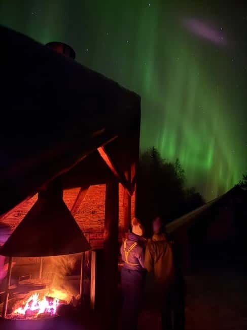 Guarantee Northern Lights Hunt by Minibus With Local Guide - Good To Know