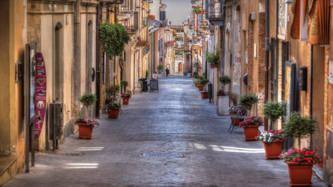 Guardiagrele: Visit to the Suggestive Terrace of Abruzzo - Artistic Crafts Exhibition