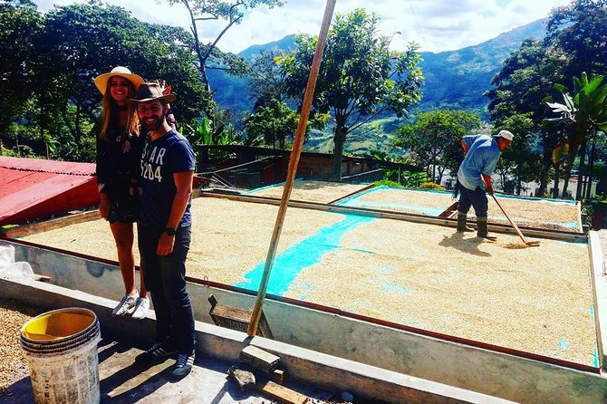Guatape Coffee Tour Express Colombia - Tour Logistics