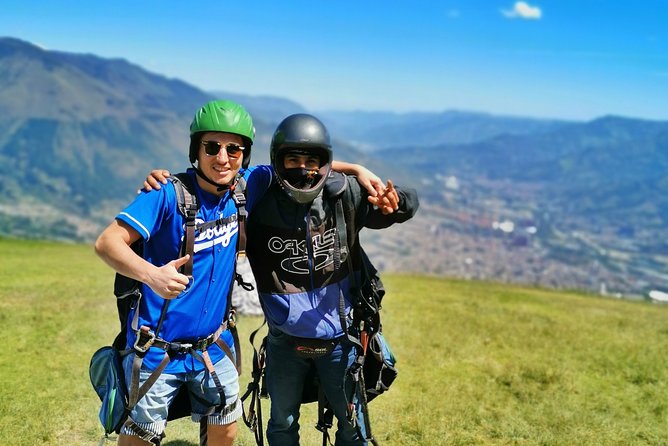 Guatape & Paragliding Private Tour: Nature and Adventure in One Great Day - Exploring Guatapé