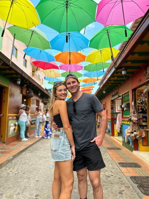 Guatapé Private Tour & Tasting With Local Bilingual Guide - Culinary Tasting Experience