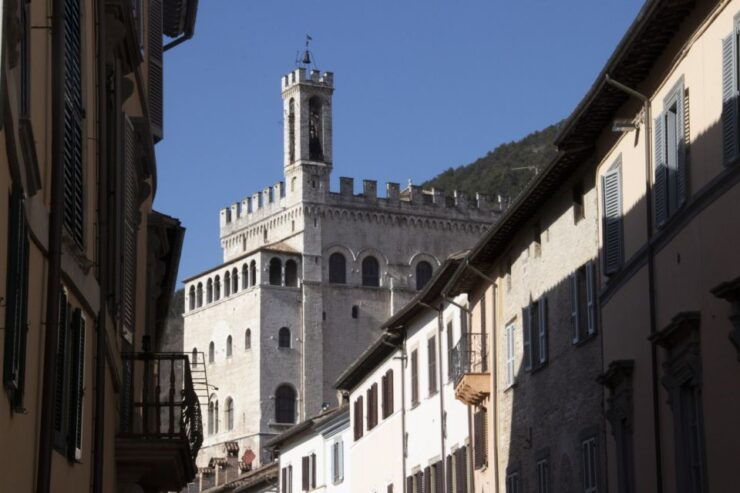 Gubbio: Old Town Guided Walking Tour With Piazza Grande - Tour Details