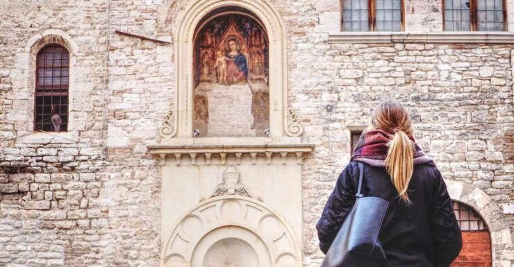 Gubbio: Private Walking Tour and Food Tasting - Experience Highlights