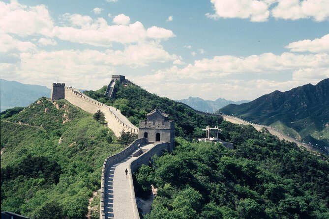 Gubei Water Town And Simatai Great Wall Entrance Options - The Sum Up