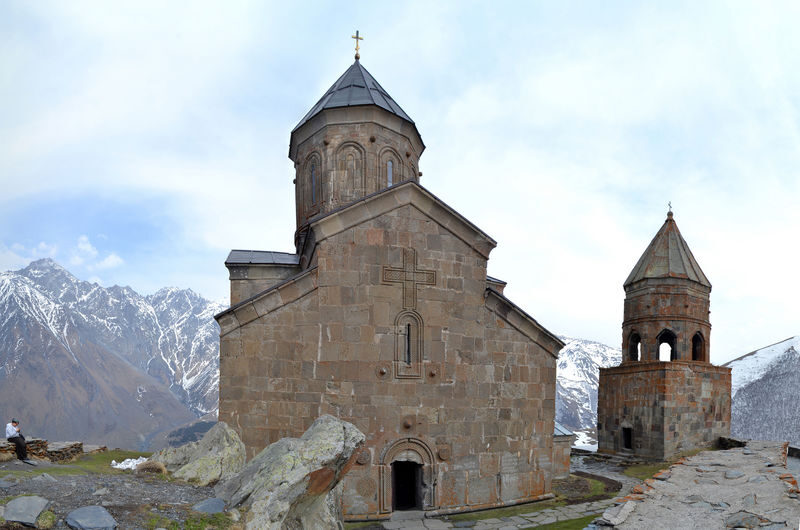 Gudauri & Kazbegi Full-Day Guided Tour - Stepantsminda and the extra ride to Gergeti Trinity Church