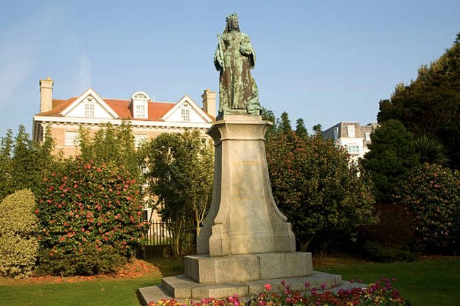 Guernsey Coastal Small Group Tour - Customer Reviews