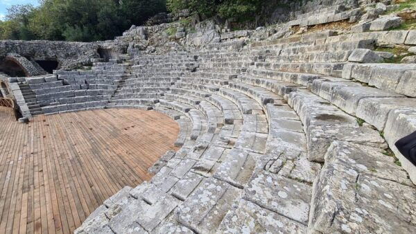 GUIDE AND TRANSPOT TOURS IN SARANDA ALBANIA - Recommended Activities