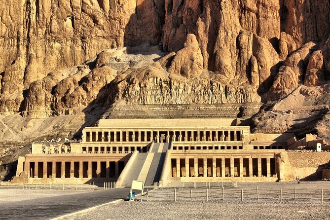 Guided 2-Days Discovery Tour to Luxor East and West Banks - Good To Know