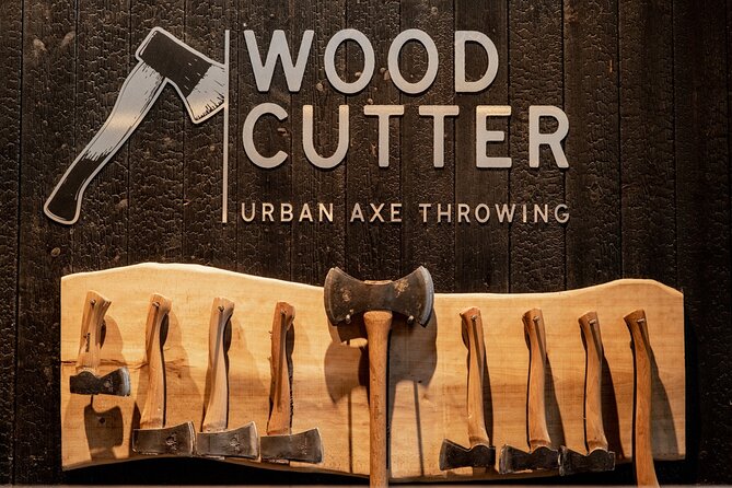 Guided Axe Throwing Experience in Frankfurt Altstadt - Opening Hours and Availability