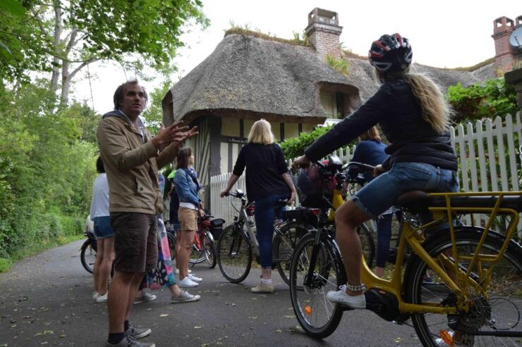 Guided Bike Tour in Cabourg & Dives-Sur-Mer in French - Key Points