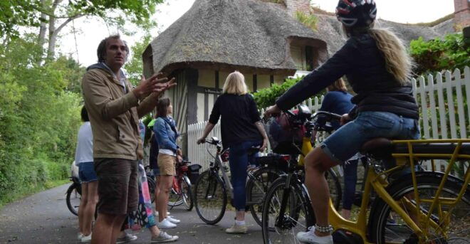 Guided Bike Tour in Cabourg & Dives-Sur-Mer in French - Customer Feedback and Ratings