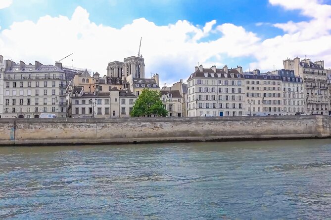 Guided Boat Cruise on Paris Seine, Optional Eiffel Tower Dinner - Operating Schedule