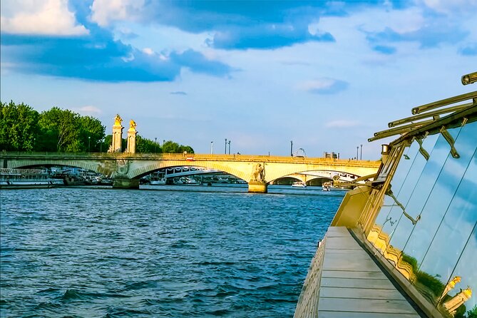 Guided Boat Cruise on Paris Seine, Optional Eiffel Tower Dinner - Common Questions