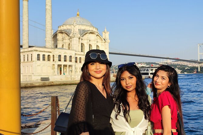 Guided Bosphorus Cruise With Luxury Yacht - Photo Opportunities