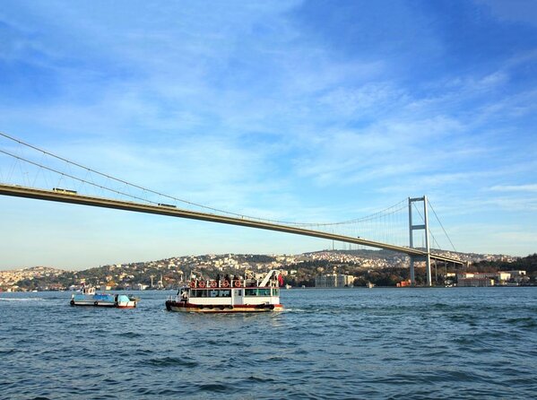 Guided Bosphorus Luxury Yacht Cruise With Stop on Asian Side - Reviews and Ratings