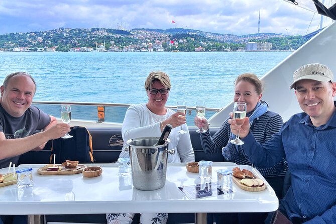 Guided Bosphorus Yacht Cruise With Asian Side Visit - What To Expect