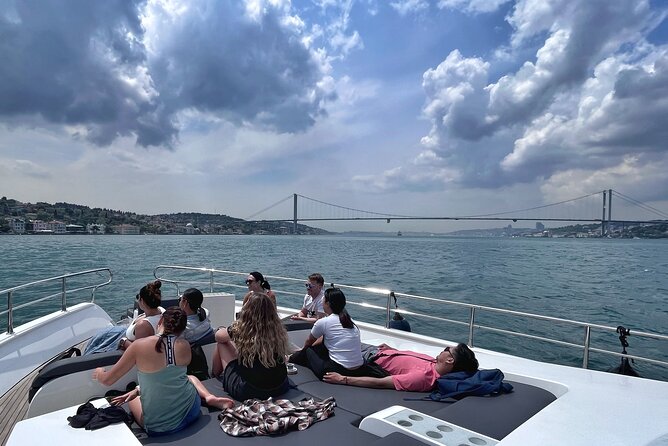 Guided Bosphorus Yacht Cruise With Asian Side Visit - Directions
