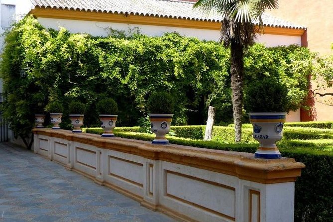 Guided Combo Tour Into Alcazar and Cathedral - Alcazar Highlights