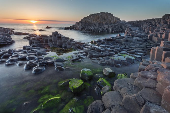 Guided Day Tour: Giants Causeway From Belfast - Experience Description