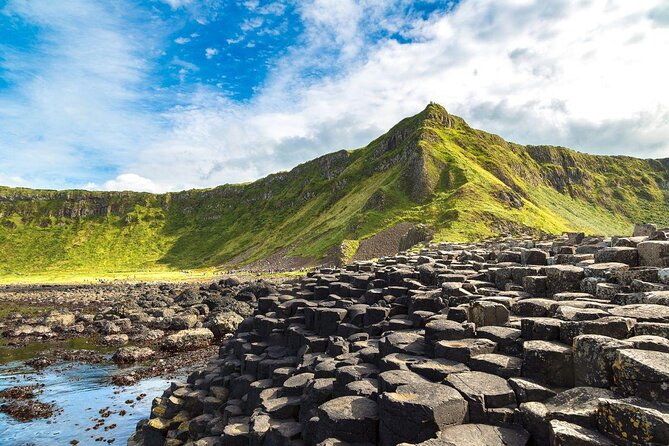 Guided Day Tour of Giants Causeway From Belfast by Comfortable Coach - Good To Know