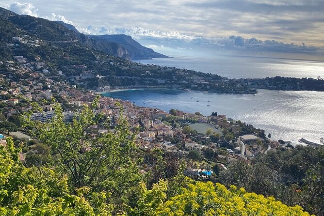 Guided Day Tour of the French Riviera in a Small Group - Group Size and Participants
