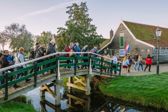 Guided Day Trip From Amsterdam - Volendam, Marken and Windmills - Reviews and Recommendations