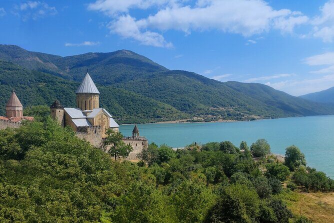Guided Day Trip from Tbilisi to Ananuri Gudauri and Kazbegi - Mountain Views & Adventure at Gudauri