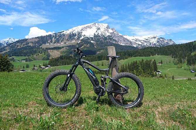 Guided E-Bike Tours With a Local Guide/Tips & Tricks for Your Riding Technique! - Safety Tips for a Smooth and Enjoyable Ride