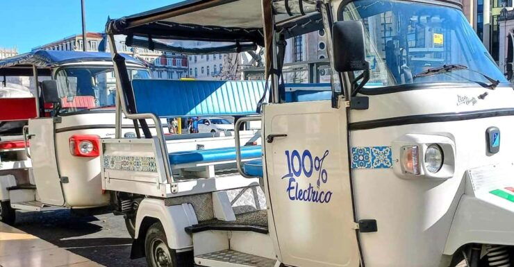 Guided Electric Piaggio Tuk-Tuk Tour of Historic Lisbon - Good To Know