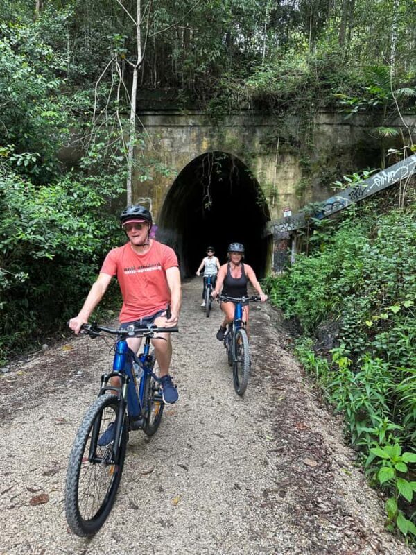 Guided Evening Glow Worm Experience - Byron Bay - What Makes This Tour Stand Out?