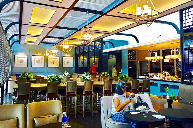 Guided Fast-Track Immigration Service: Bangkok Suvarnabhumi Airport - Value for Money and Host Responses