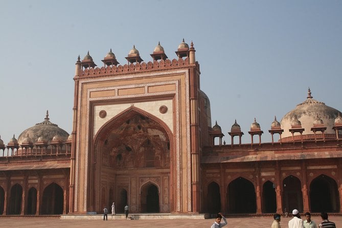 Guided Fatehpur Sikri & Abhaneri Tour From Agra To Jaipur By Car - Itinerary Highlights