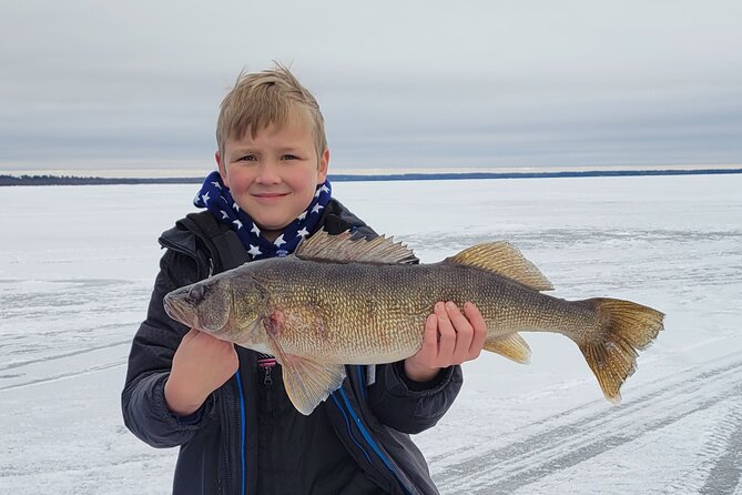 Guided Fishing Adventures in Castle Rock Lake - Fishing Equipment and Inclusions