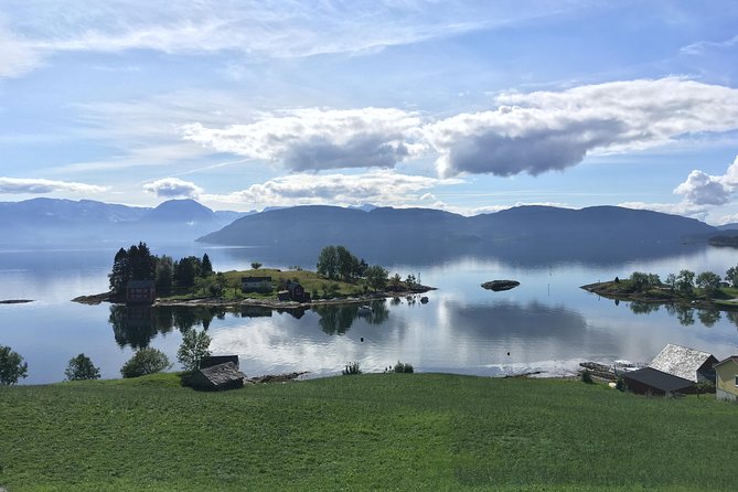 GUIDED GROUP TOUR: Queen of the Fjords: Mini-TOUR From Bergen, 6 Hours - Tour Details
