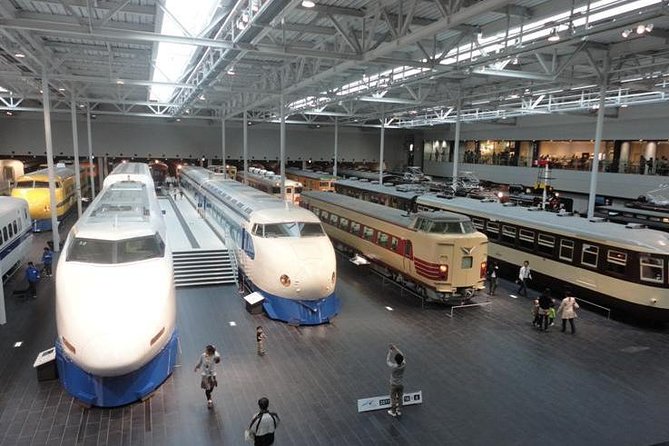 Guided Half-day Tour(PM) to Nagoya Castle and Modern Technology at SCMAGLEV - Secrets of Japanese Railways